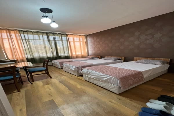 اتاق سه تخته هتل ترن تهران